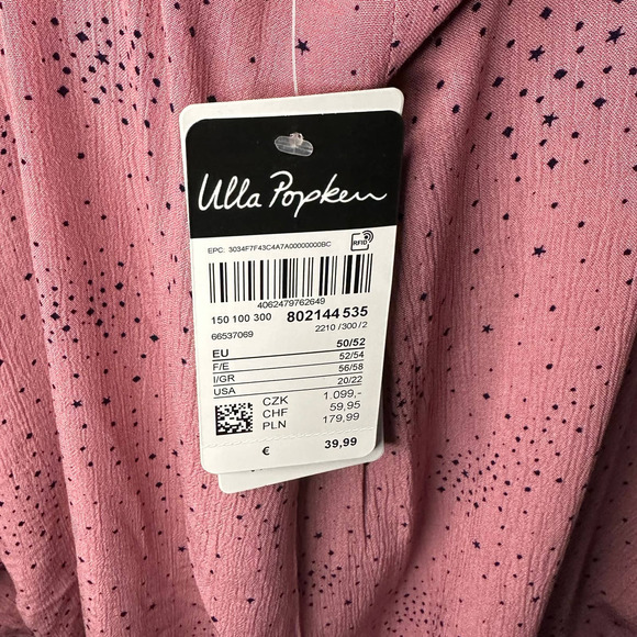 NWT Ulla Popken Galaxy Print Smocked Bodice Tie Neck Blouse 2X - Picture 9 of 9